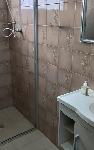 Casa para alugar com 120m², 2 quartos e sem vaga Casa para alugar com 120m², 2 quartos e sem vagaBanheiro