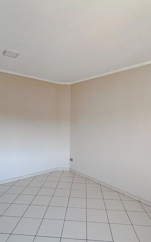 Casa para alugar com 158m², 3 quartos e 3 vagasSala