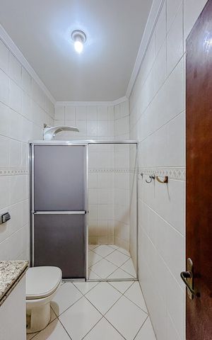 Casa para alugar com 158m², 3 quartos e 3 vagasBanheiro da Suíte