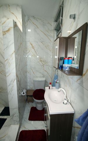 Casa à venda com 170m², 3 quartos e sem vagaBanheiro Social