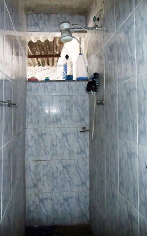Casa à venda com 170m², 3 quartos e sem vagaBanheiro - Anexo