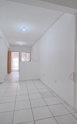 Casa para alugar com 100m², 2 quartos e 1 vagaSala