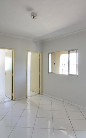 Casa para alugar com 50m², 2 quartos e sem vaga Casa para alugar com 50m², 2 quartos e sem vagaSala