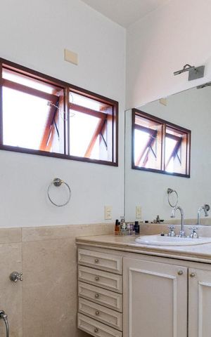 Casa à venda com 400m², 4 quartos e 4 vagas
