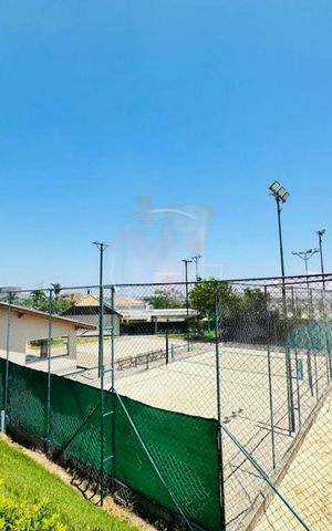 Casa de condomínio à venda com 205m², 3 quartos e 4 vagas