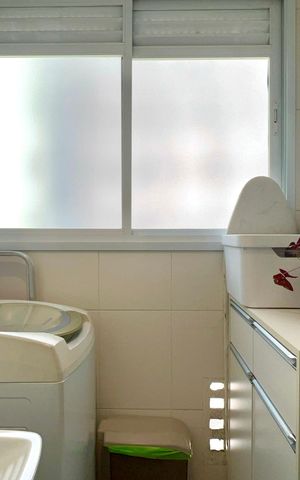 Apartamento à venda com 60m², 2 quartos e 2 vagas Apartamento à venda com 60m², 2 quartos e 2 vagasBanheiro de serviço