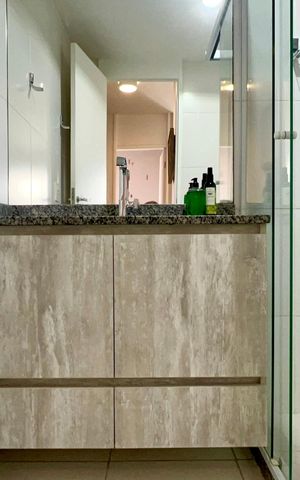 Apartamento à venda com 60m², 2 quartos e 2 vagas Apartamento à venda com 60m², 2 quartos e 2 vagasBanheiro