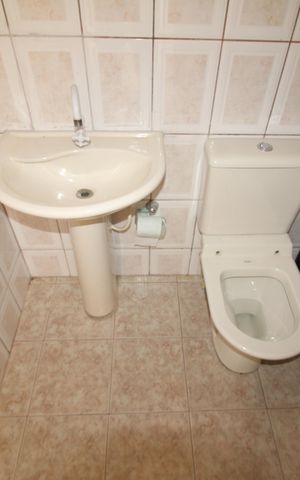 Apartamento para alugar com 55m², 2 quartos e sem vagaBanheiro