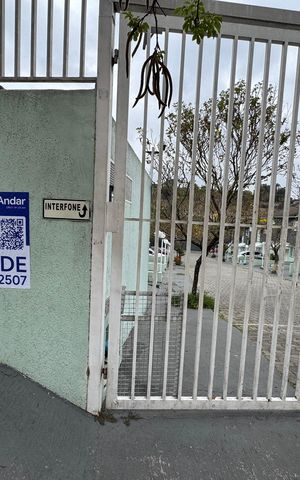 Casa de condomínio à venda com 65m², 2 quartos e 2 vagasPLACA GRANDE