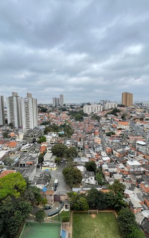 Apartamento para alugar com 55m², 2 quartos e 1 vaga Apartamento para alugar com 55m², 2 quartos e 1 vagaVaranda