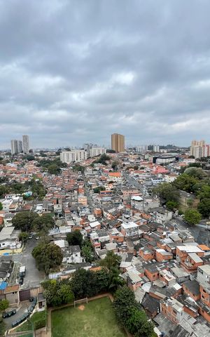 Apartamento para alugar com 55m², 2 quartos e 1 vaga Apartamento para alugar com 55m², 2 quartos e 1 vagaVaranda