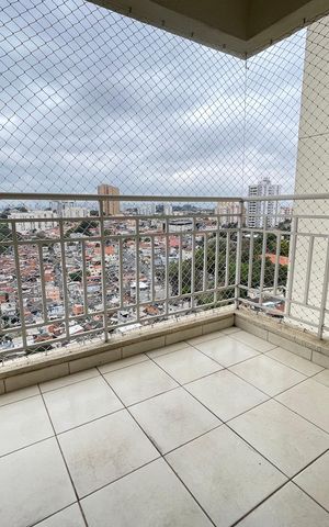 Apartamento para alugar com 55m², 2 quartos e 1 vaga Apartamento para alugar com 55m², 2 quartos e 1 vagaVaranda