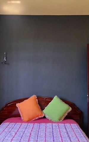 Casa à venda com 485m², 4 quartos e 3 vagas Casa à venda com 485m², 4 quartos e 3 vagasQuarto