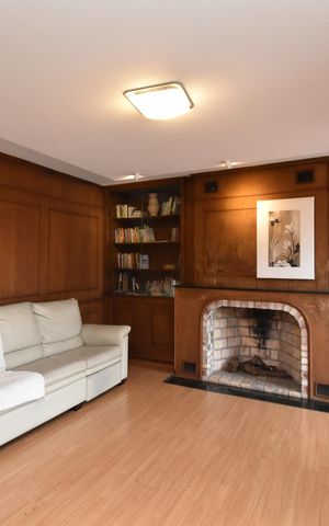 Casa para alugar com 650m², 5 quartos e 5 vagasSala de Estar 2