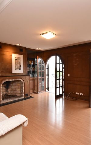 Casa para alugar com 650m², 5 quartos e 5 vagasSala de Estar 2