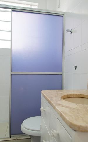 Apartamento à venda com 74m², 2 quartos e sem vagaBanheiro social