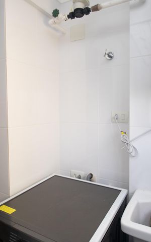 Apartamento à venda com 67m², 2 quartos e 1 vaga Apartamento à venda com 67m², 2 quartos e 1 vagaCozinha - Armários