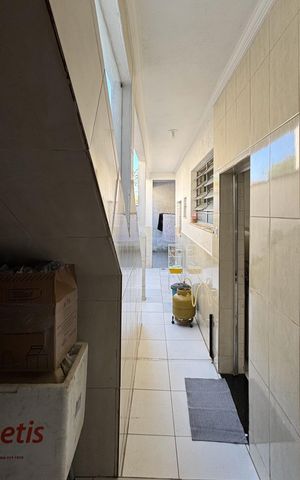 Casa à venda com 185m², 3 quartos e 2 vagas Casa à venda com 185m², 3 quartos e 2 vagasÁrea de Serviço