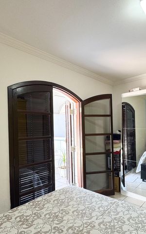 Casa à venda com 185m², 3 quartos e 2 vagas Casa à venda com 185m², 3 quartos e 2 vagasQuarto 2