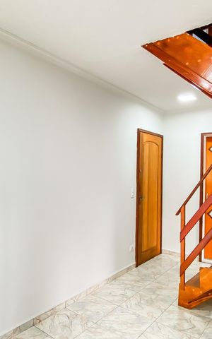 Apartamento à venda com 117m², 2 quartos e 1 vaga Apartamento à venda com 117m², 2 quartos e 1 vagaSala