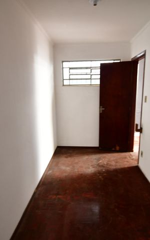 Casa à venda com 282m², 3 quartos e 2 vagasSuíte 2