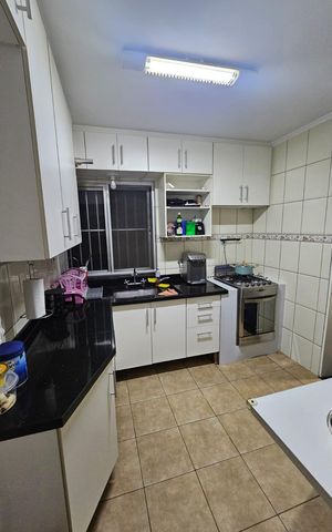 Apartamento à venda com 65m², 3 quartos e 2 vagas Apartamento à venda com 65m², 3 quartos e 2 vagasCozinha