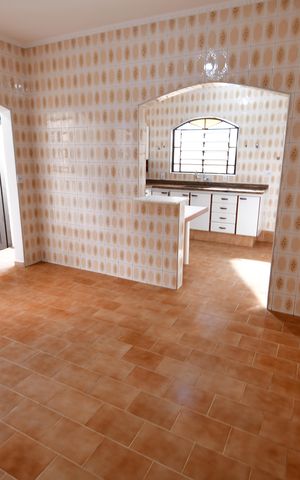Casa para alugar com 200m², 4 quartos e 3 vagasCozinha