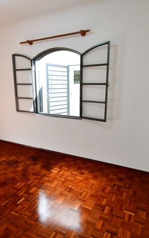 Casa para alugar com 200m², 4 quartos e 3 vagasQuarto 2 - Suíte