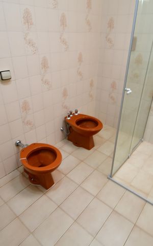 Casa para alugar com 200m², 4 quartos e 3 vagasBanheiro Social