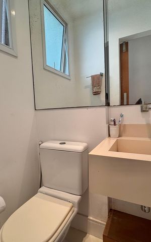 Apartamento à venda com 364m², 4 quartos e 3 vagas Apartamento à venda com 364m², 4 quartos e 3 vagasLavabo