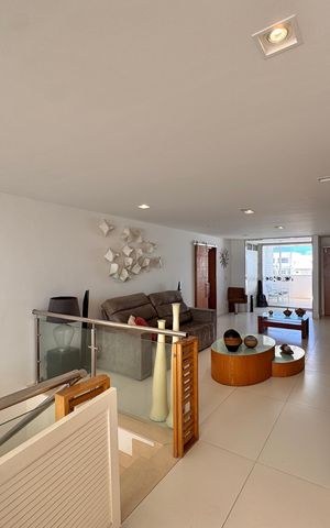Apartamento à venda com 364m², 4 quartos e 3 vagas Apartamento à venda com 364m², 4 quartos e 3 vagasCobertura
