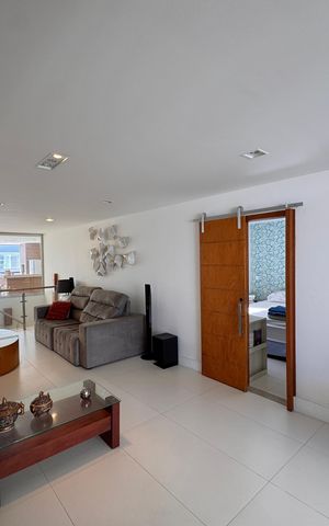 Apartamento à venda com 364m², 4 quartos e 3 vagas Apartamento à venda com 364m², 4 quartos e 3 vagasCobertura