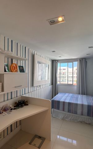Apartamento à venda com 364m², 4 quartos e 3 vagas Apartamento à venda com 364m², 4 quartos e 3 vagasSuíte 3
