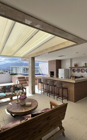 Apartamento à venda com 364m², 4 quartos e 3 vagas Apartamento à venda com 364m², 4 quartos e 3 vagasCobertura