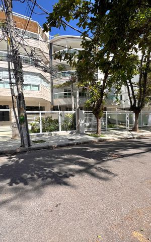 Apartamento à venda com 364m², 4 quartos e 3 vagas Apartamento à venda com 364m², 4 quartos e 3 vagasFachada