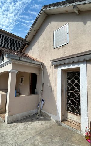 Casa para alugar com 67m², 2 quartos e 1 vagaFachada