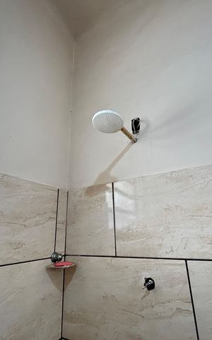 Casa para alugar com 67m², 2 quartos e 1 vagaBanheiro