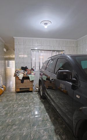Casa à venda com 250m², 4 quartos e 2 vagasGaragem