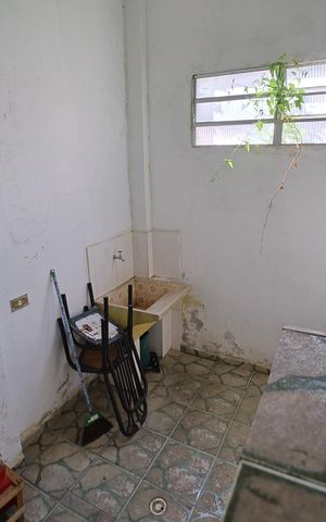 Casa à venda com 250m², 4 quartos e 2 vagasÁrea de Serviço