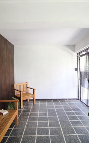Apartamento para alugar com 30m², 1 quarto e sem vagaHall social