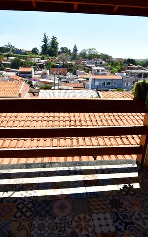 Casa à venda com 199m², 5 quartos e 3 vagasQuarto 2 - Sacada