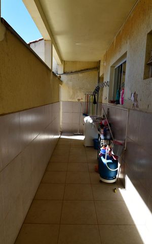 Casa à venda com 199m², 5 quartos e 3 vagasÁrea de Serviço