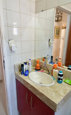 Casa à venda com 199m², 5 quartos e 3 vagasBanheiro Social