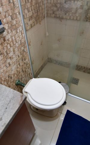 Casa à venda com 199m², 5 quartos e 3 vagasBanheiro