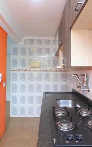 Apartamento à venda com 45m², 2 quartos e 1 vagaCozinha e Área de Serviço