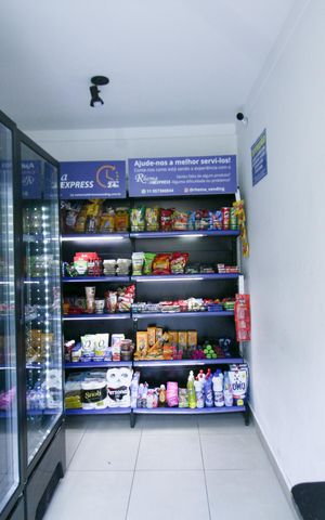 Apartamento para alugar com 41m², 2 quartos e sem vagaMini mercado