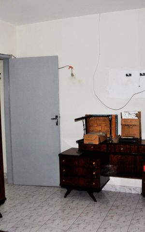 Casa para alugar com 150m², 2 quartos e 2 vagas Casa para alugar com 150m², 2 quartos e 2 vagasDetalhe - Quarto 01