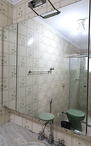 Apartamento para alugar com 66m², 2 quartos e 1 vagaBanheiro 
