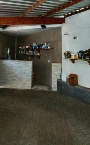Casa à venda com 396m², 4 quartos e 2 vagasGaragem