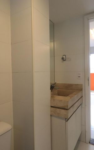 Apartamento à venda com 63m², 2 quartos e sem vagaBanheiro